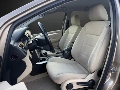 Mercedes-Benz Classe B 200 T — Monospace polyvalent, entretien récent et 193 ch — Miniatura 7