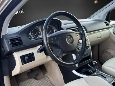 Mercedes-Benz Classe B 200 T — Monospace polyvalent, entretien récent et 193 ch — Miniatura 8