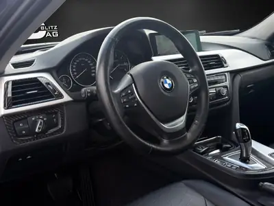BMW 330d xDrive Touring — Break diesel performant, 258 ch et transmission intégrale — Miniatur 8
