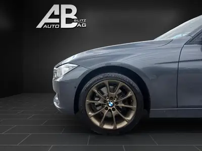 BMW 330d xDrive Touring — Break diesel performant, 258 ch et transmission intégrale — Miniatur 15