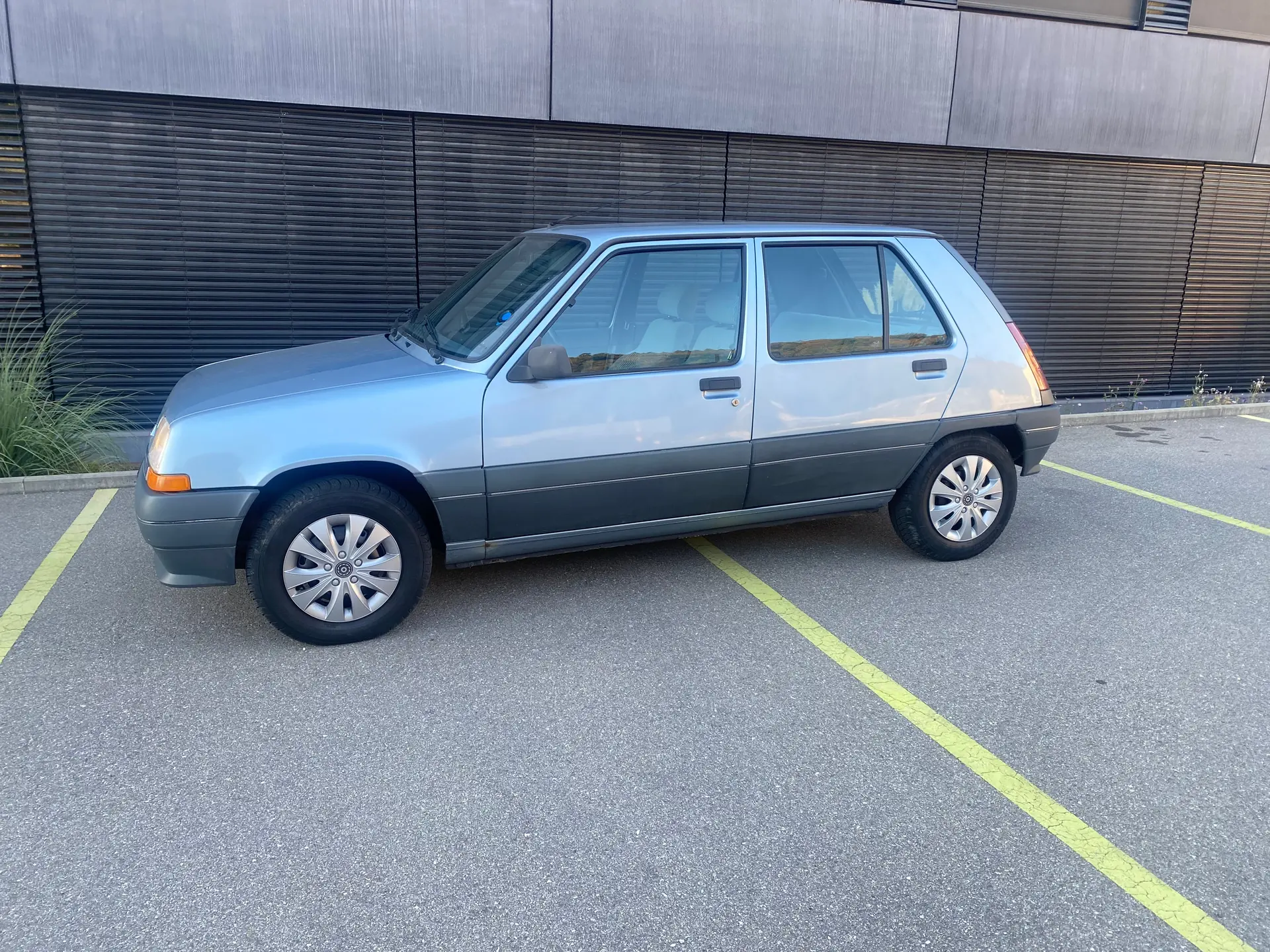 Renault R5 1989 occasion Spiegel — 2