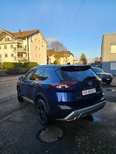 Nissan X-Trail 1.5 VC-T Tekna e-4orce — SUV hybride 7 places, 75 000 km — interior