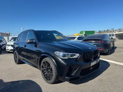 BMW X5M Competition Steptronic — SUV haute performance 626 ch, 65'000 km seulement — intérieur