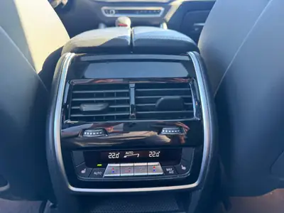 BMW X5M Competition Steptronic — SUV haute performance 626 ch, 65'000 km seulement — Miniature 11