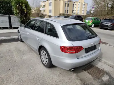 Audi A4 Avant 2.0 TFSI 211 ch — Break polyvalent quattro, frais de révision inclus — rear view