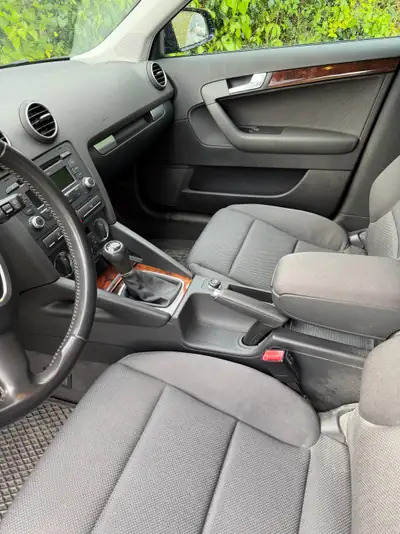 Audi A3 1.8 T FSI Ambiente — Compacte sportive, 75'000 km, impeccable — détail