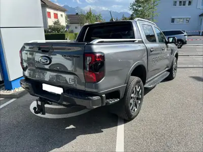 Ford Ranger Wildtrak 2.3 EcoBoost e-4WD — Pick-up hybride rechargeable, 2 000 km seulement — Seitenansicht