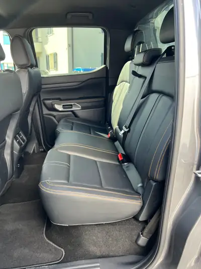 Ford Ranger Wildtrak 2.3 EcoBoost e-4WD — Pick-up hybride rechargeable, 2 000 km seulement — Miniatur 12