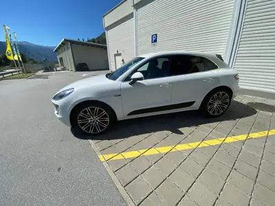 Porsche Macan 3.0 V6 S Diesel — SUV sportif avec 258 ch, entretien impeccable — Innenraum