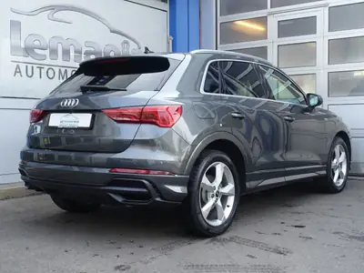 Audi Q3 35 TFSI Advanced — SUV compact performant, 55 400 km seulement — Armaturenbrett