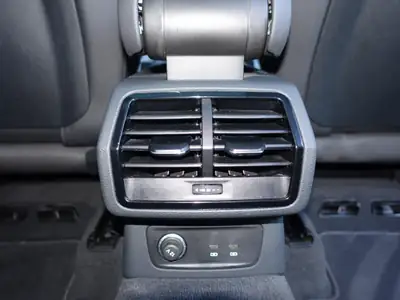 Audi Q3 35 TFSI Advanced — SUV compact performant, 55 400 km seulement — Miniatur 16
