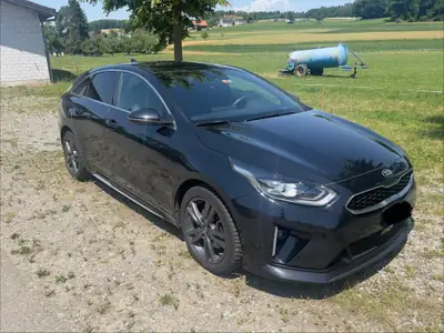 Kia Proceed 1.5 T-GDi MHEV GT-Line — Familiale sportive hybride, 67'000 km seulement — Außenansicht