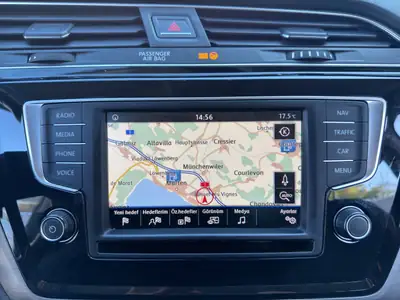 VW Touran 1.4 TSI BlueMotion — Monospace 7 places, caméra & navigation intégrée — Miniatura 15