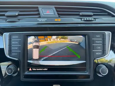 VW Touran 1.4 TSI BlueMotion — Monospace 7 places, caméra & navigation intégrée — Miniatura 16