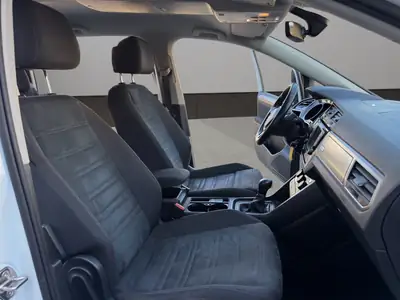 VW Touran 1.4 TSI BlueMotion — Monospace 7 places, caméra & navigation intégrée — Miniatura 17