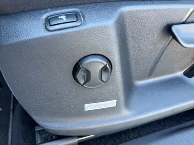 VW Touran 1.4 TSI BlueMotion — Monospace 7 places, caméra & navigation intégrée — Miniatura 25