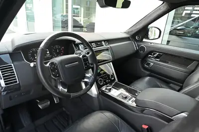 Land Rover Range Rover 5.0 V8 S/C — Luxe intégral et performances brutes, 42'500 km seulement — Miniatura 10