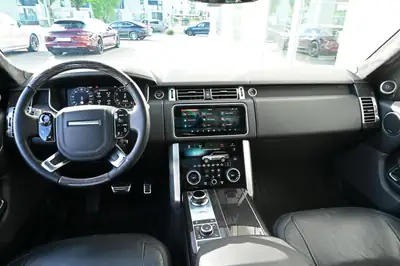 Land Rover Range Rover 5.0 V8 S/C — Luxe intégral et performances brutes, 42'500 km seulement — Miniatura 17
