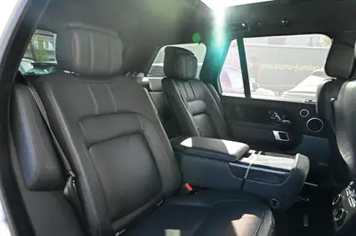 Land Rover Range Rover 5.0 V8 S/C — Luxe intégral et performances brutes, 42'500 km seulement — Miniatura 24