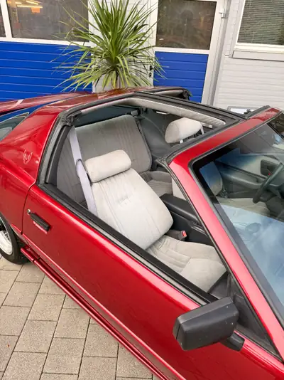 Pontiac Firebird 5.0 V8 Trans Am 1991 — Muscle car légendaire en excellent état — côté