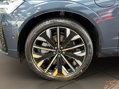 Volvo XC60 2.0 T8 TE Ultra Dark eAWD — SUV Hybride Rechargeable, 500 km seulement — Miniatura 21