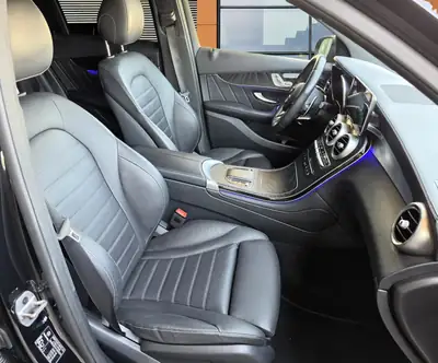 Mercedes-Benz GLC 43 AMG 4Matic — SUV sportif haute performance, 126'000 km, équipement premium — Miniature 13