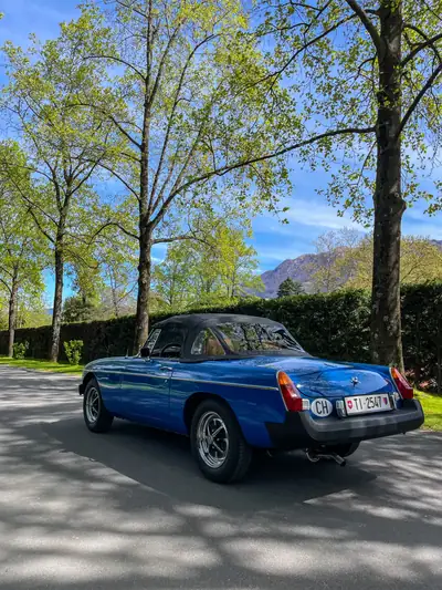 MG MGB 1975 — Cabriolet British classique, 49 671 km, sans sinistre — Heckansicht