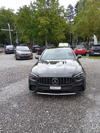 Mercedes-AMG E53 4Matic — Berline sportive haute performance, 54'000 km seulement — côté