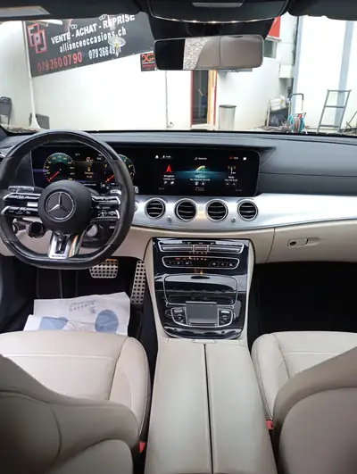 Mercedes-AMG E53 4Matic — Berline sportive haute performance, 54'000 km seulement — Miniature 11
