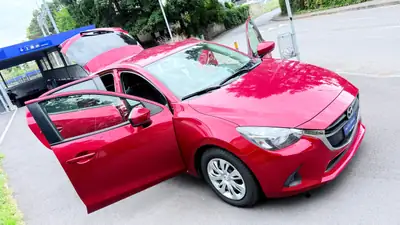 Mazda 2 SKYACTIV-G 90 Ambition Plus — Citadine fiable, automatique, faible consommation — Miniature 10