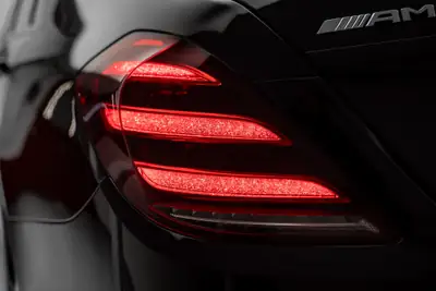 Mercedes-Benz S 63 AMG — Berline de luxe haute performance, 52 500 km seulement — Miniatura 10