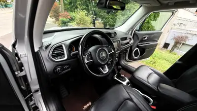 Jeep Renegade 2.0 CRD Opening Edition AWD — Robustesse diesel, traction intégrale affirmée — Miniatur 11