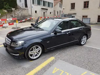 Mercedes-Benz C 250 CDI — Berline diesel 204 ch, Pack AMG et 8 roues, toutes options — Außenansicht