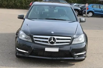 Mercedes-Benz C 250 CDI — Berline diesel 204 ch, Pack AMG et 8 roues, toutes options — Seitenansicht