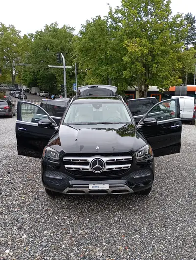 Mercedes-Benz GLS 450 4MATIC — SUV premium 7 places, traction intégrale, design élégant — détail