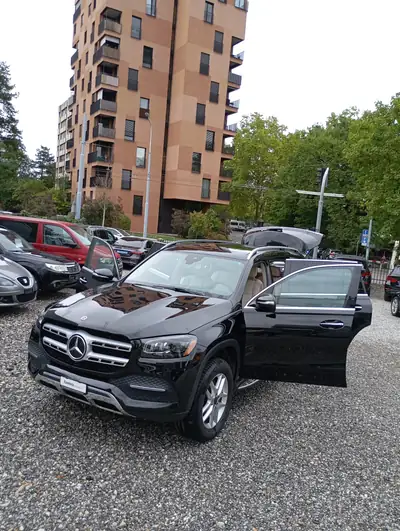 Mercedes-Benz GLS 450 4MATIC — SUV premium 7 places, traction intégrale, design élégant — Miniature 7