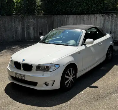 BMW 118d Cabriolet — Élégance décapotable diesel, entretien exemplaire — côté