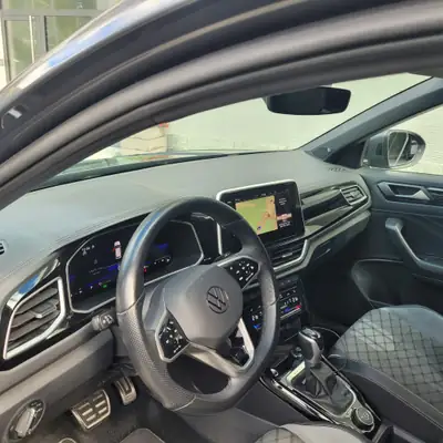 VW T-Roc 2.0 TDI R-Line 4motion — SUV compact diesel, 53'000 km seulement — Innenraum