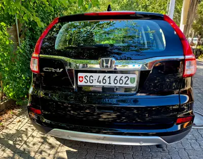 Honda CR-V 1.6 i-DTEC Elegance 4WD — SUV fiable, consommation maîtrisée — rear view