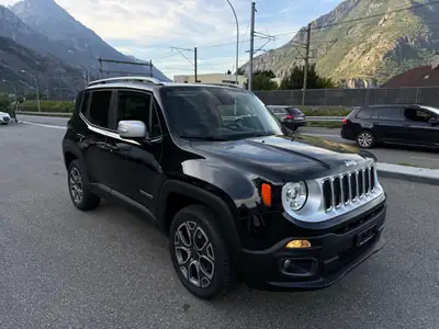 Jeep Renegade 1.4 Turbo Limited AWD — SUV compact agile, traction intégrale, très bon état — Armaturenbrett