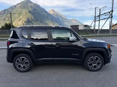 Jeep Renegade 1.4 Turbo Limited AWD — SUV compact agile, traction intégrale, très bon état — Detail