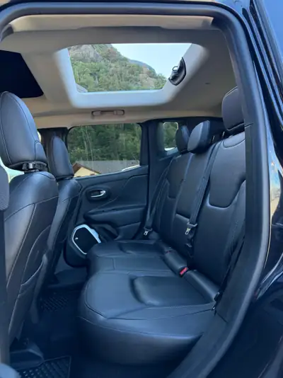 Jeep Renegade 1.4 Turbo Limited AWD — SUV compact agile, traction intégrale, très bon état — Miniatur 11