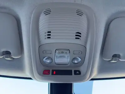 Citroën C3 Aircross 1.2i PureTech Feel — SUV urbain fiable, caméra et navigation intégrées — Miniature 28