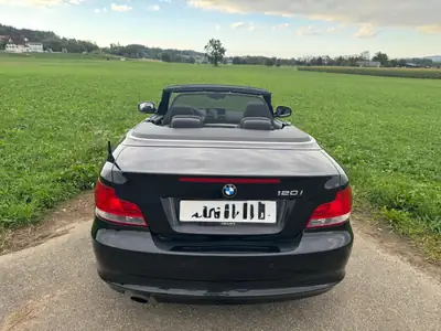BMW 120i Cabriolet 2011 — Roadster élégant, moteur 170 ch dynamique — side view