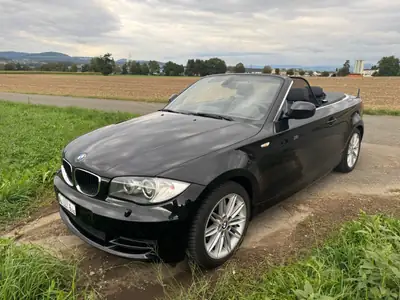 BMW 120i Cabriolet 2011 — Roadster élégant, moteur 170 ch dynamique — exterior view