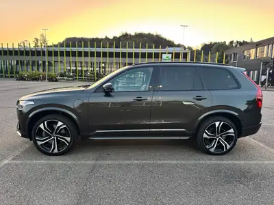 Volvo XC90 T8 R-Design — SUV 7 places hybride rechargeable, 88 000 km — dettaglio