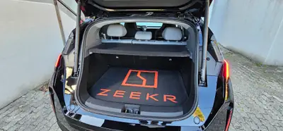 ZEEKR X Privilege AWD — SUV électrique 428 ch, garantie jusqu'en 2036 — Miniatura 7