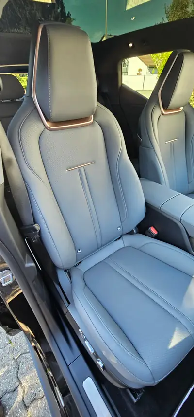ZEEKR X Privilege AWD — SUV électrique 428 ch, garantie jusqu'en 2036 — Miniatura 14