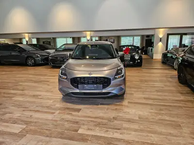 Suzuki Swift 1.2 Hybrid 4x4 — Citadine polyvalente avec rouage intégral et caméra de recul — Heckansicht