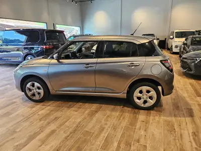 Suzuki Swift 1.2 Hybrid 4x4 — Citadine polyvalente avec rouage intégral et caméra de recul — Miniatur 15
